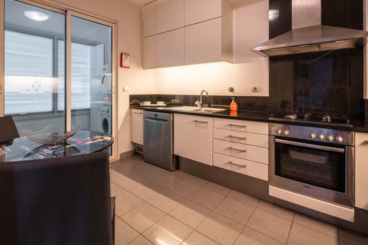Oceanside Terrace Apartment By Holiday Rental Madeira Funchal  Zewnętrze zdjęcie